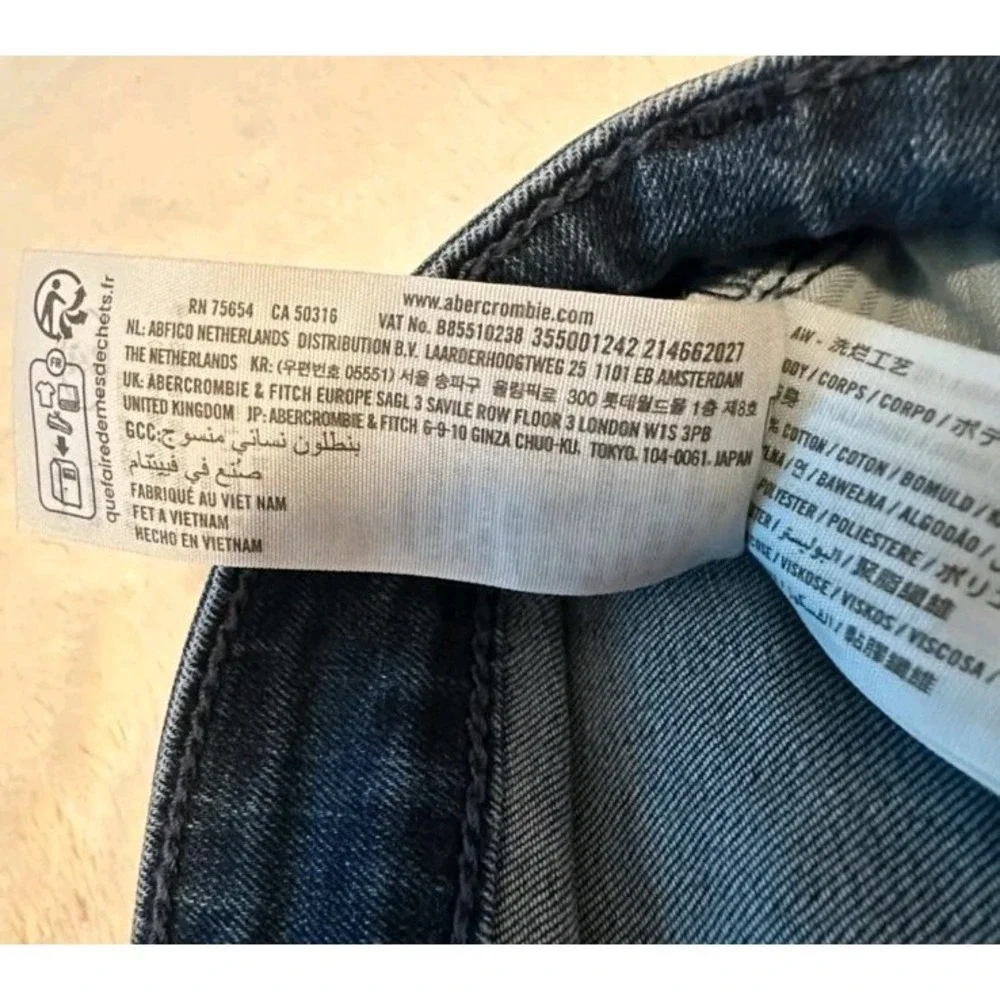 Y2K Hollister Grunge Flare Jeans Distressed High Rise Bell Bottom Denim‎ 16R W33